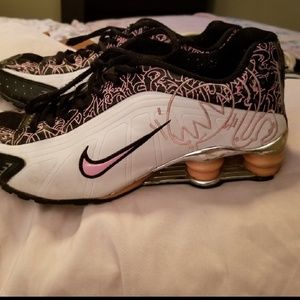 Nike shox size 8.5
